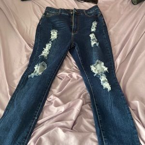 Fashion nova ripped jeans